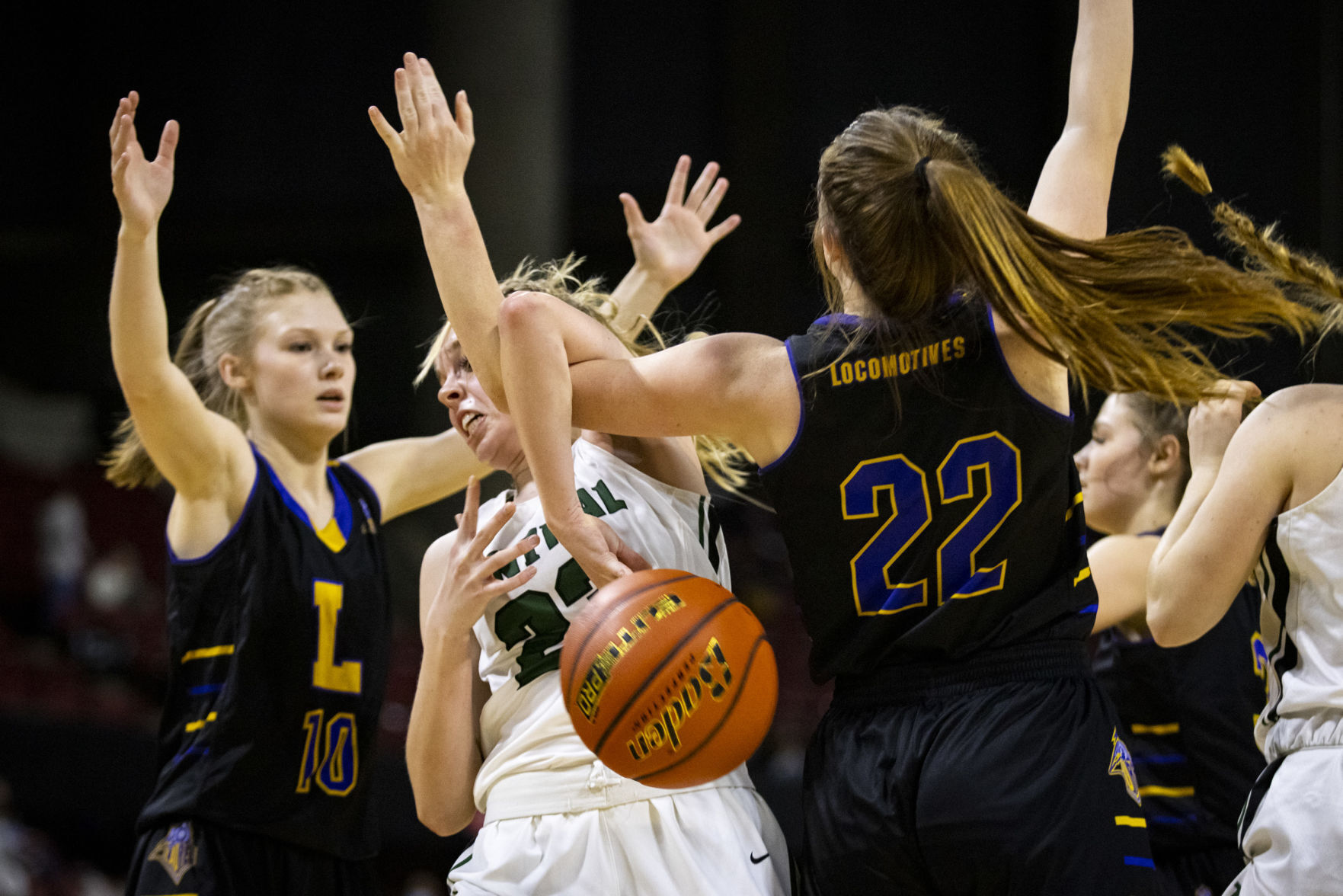 Laurel vs. Billings Central